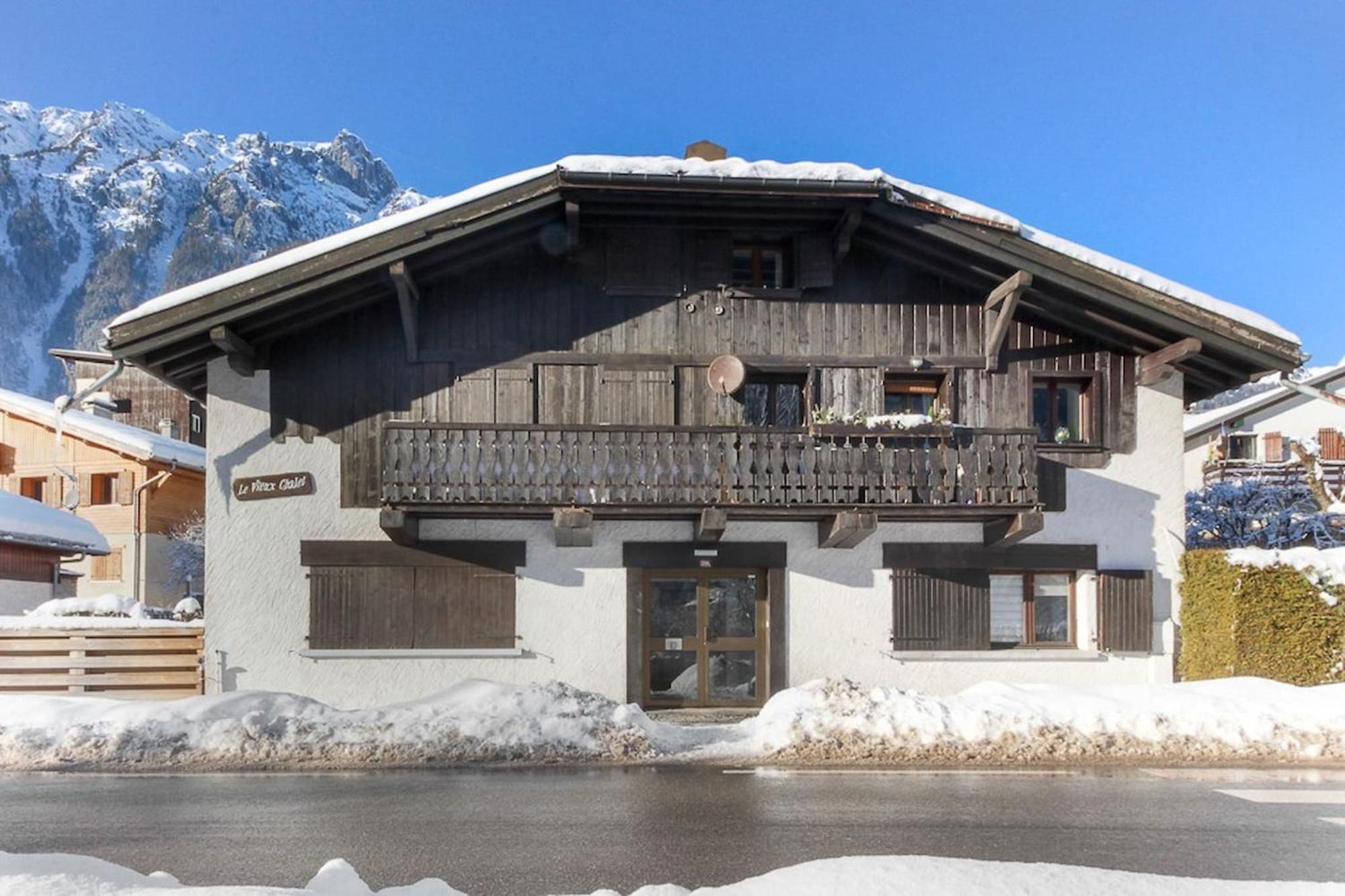 Les Cîmes Du Mont-blanc Et L'aiguille Du Midi Appartement